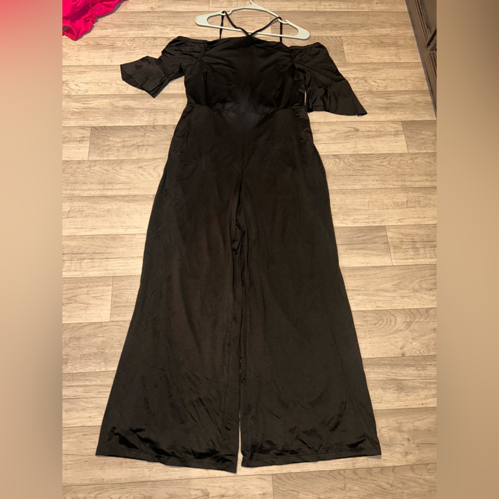 VENUS Black Off-Shoulder Jumpsuit